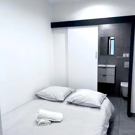 Le Parc Giron 2 Apartment
